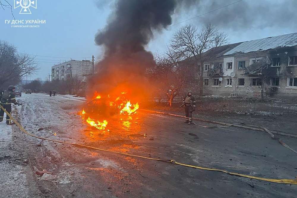 Водій згорів в авто: окупанти обстріляли Куп’янськ