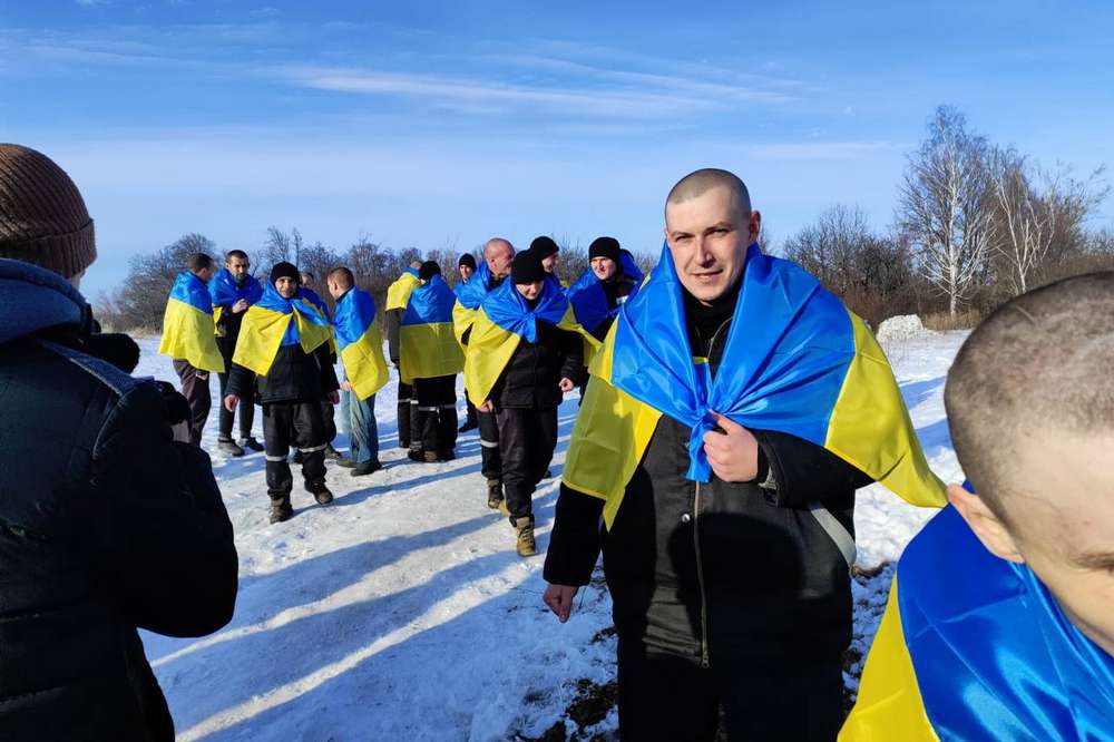 Україна повернула 207 військовополонених 31 січня (фото)
