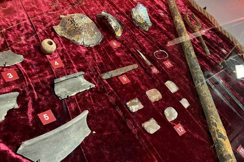 Не «дике поле»: після обміління Дніпра на Хортиці знайшли нові артефакти 