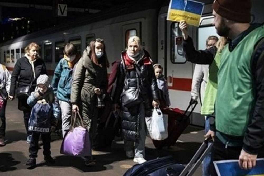 Скільки українських біженців і переселенців хочуть повернутися додому - опитування ООН
