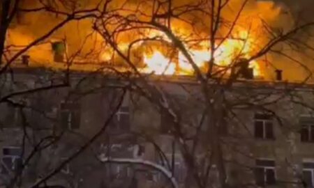Гігантська пожежа у Москві сьогодні: палали багатоповерхівки (відео)