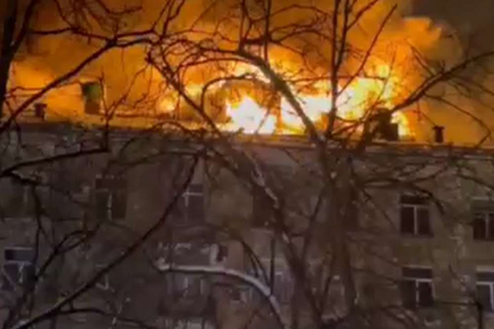 Гігантська пожежа у Москві сьогодні: палали багатоповерхівки (відео)