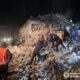 Окупанти вдарили по Великому Бурлуку: під завалами шукають людей, є загиблі