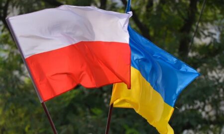 Польща продовжила колективний захист для українців