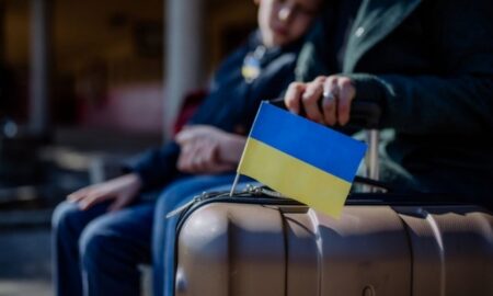 допомогу для переселенців в Україні