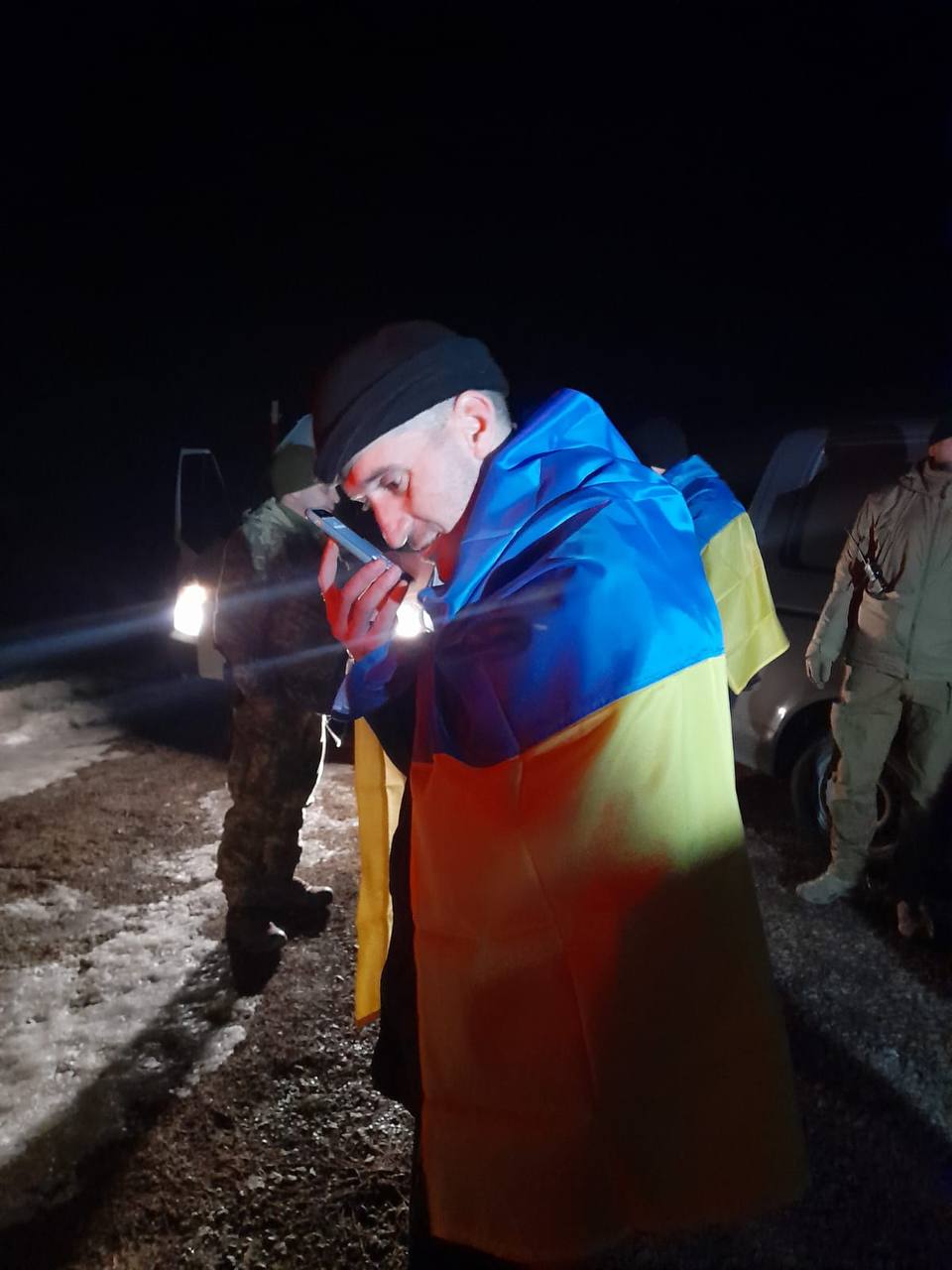 Ще 100 українців повернулися з російського полону 8 лютого (фото)