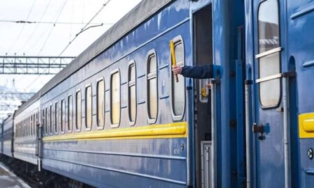 УЗ призначає додаткові потяги у напрямку Львова