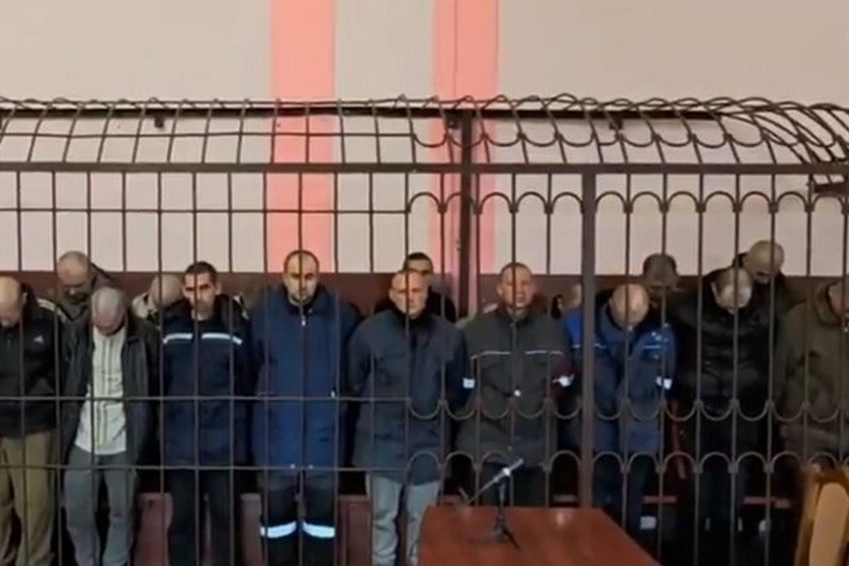 засудили 33 українських Захисників