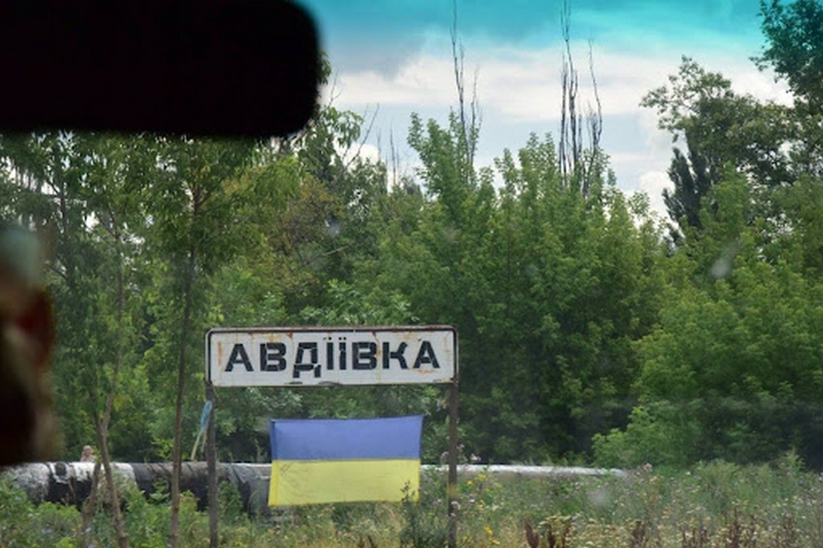 6 українських полонених в Авдіївці