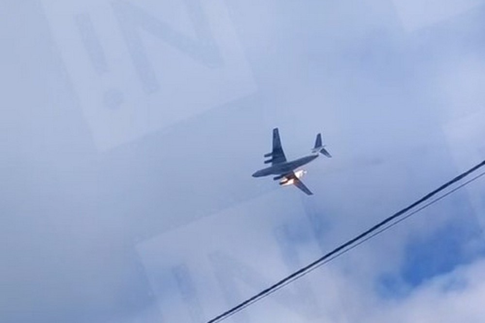 ВІДЕО: На росії розбився військовий літак ІЛ-76