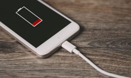 3 способи швидко зарядити телефон без шкоди для батареї