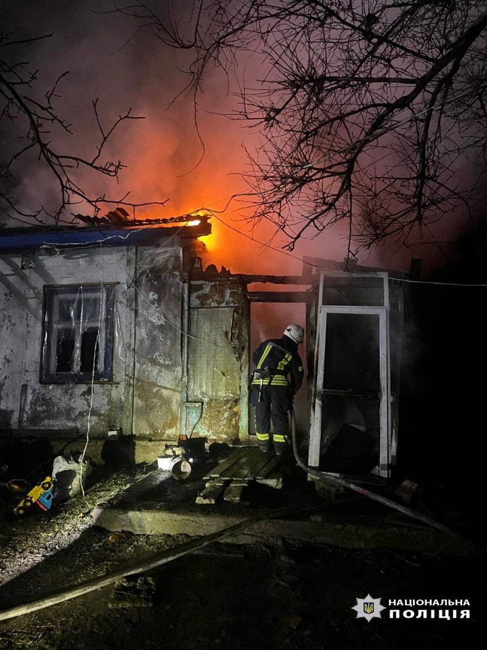 У вогні загинули мама і 7-річний син: смертельна пожежа на Київщині