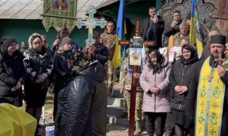 На Буковині священник УПЦ МП не впустив родину з тілом загиблого воїна до церкви
