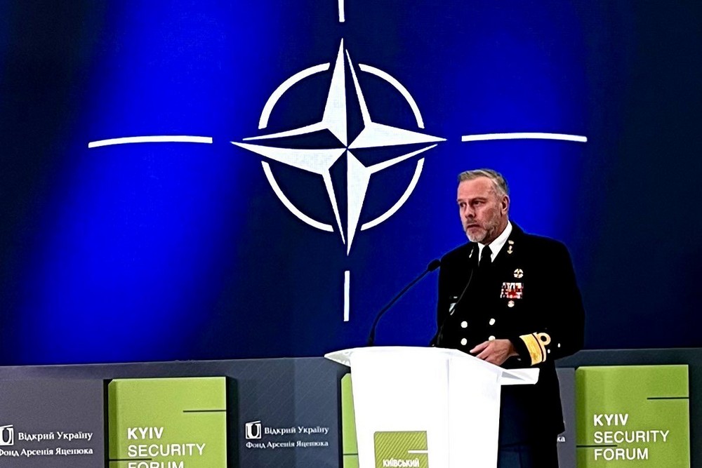 Що допоможе Україні виграти війну – розповів найвищий військовий керівник НАТО 