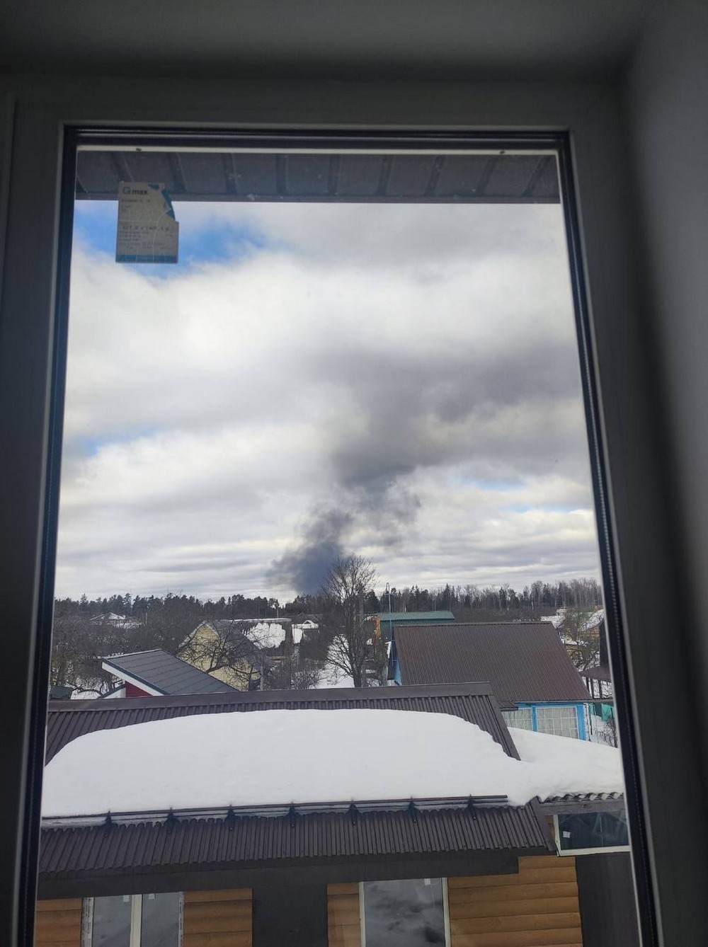 ВІДЕО: На росії спалахнув у небі і догорів на землі військовий ІЛ-76