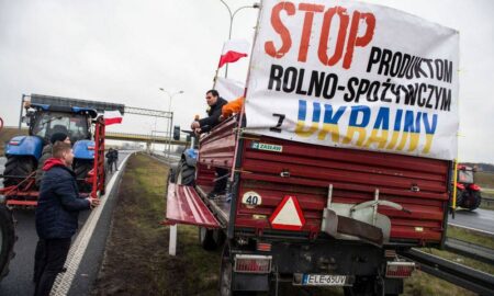 Польські фермери взяли в облогу Варшаву: стартував масштабний страйк (відео)