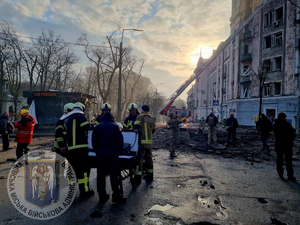 фото наслідків атаки на Київ