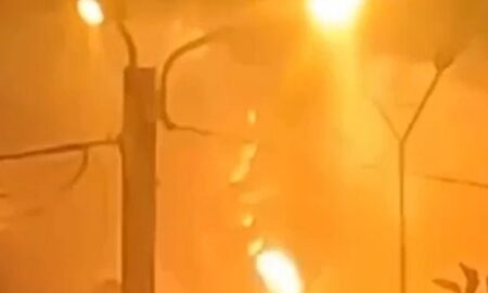 Бавовна в Джанкої: після вибухів в районі аеродрому сталася потужна пожежа 17 квітня (відео)