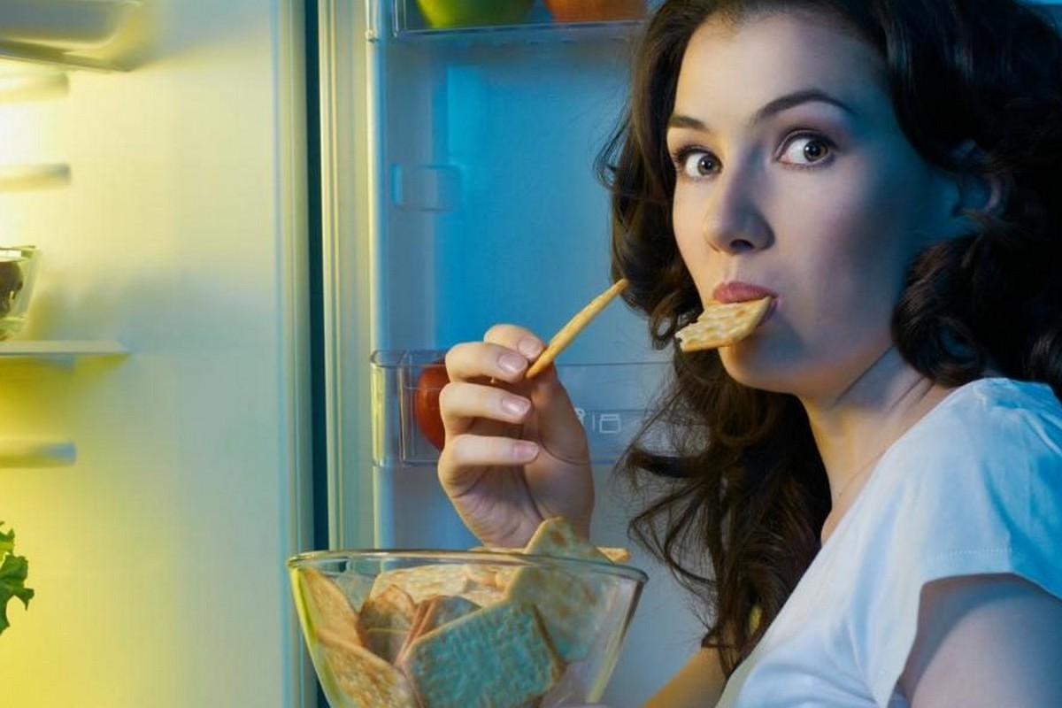 Що їсти на ніч, аби худнути і міцно спати: ТОП-7 продуктів