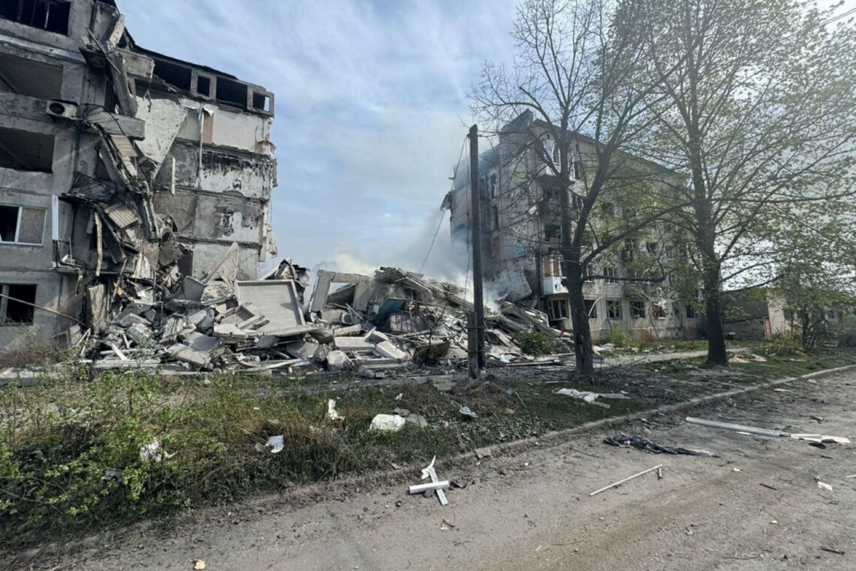 Окупанти атакували Донеччину 13 квітня –є загиблі і поранені, під завалами можуть бути люди