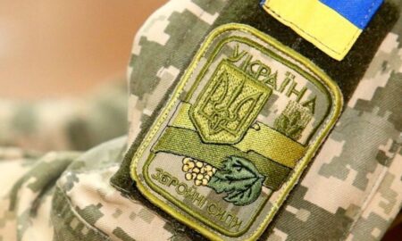 Як новий закон про мобілізацію позначиться на українцях за кордоном