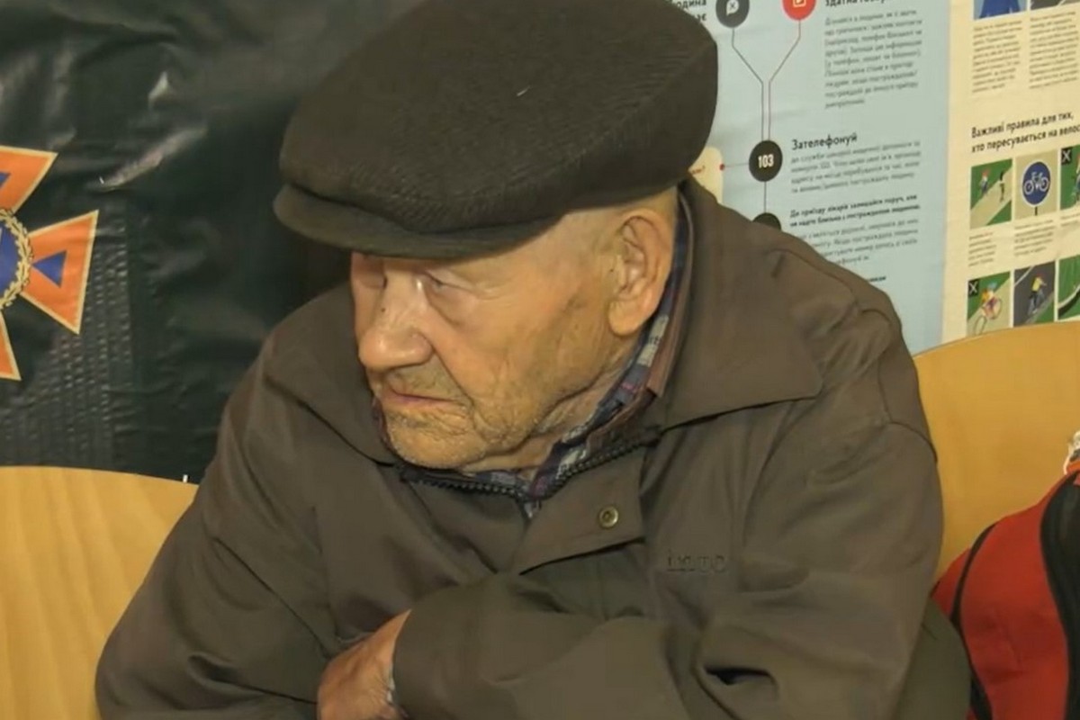 88-річний дідусь усю ніч йшов під обстрілами, аби не залишатися з росіянами в окупованій частині Очеретиного