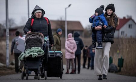 Допомога переселенцям з Донеччини: адреси 70 гуманітарних штабів у різних містах