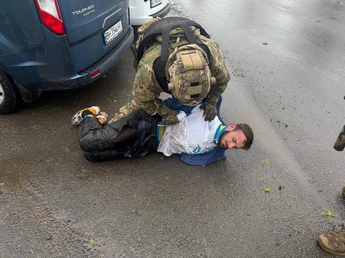 Нападників на вінницьких поліцейських затримали: подробиці від правоохоронців