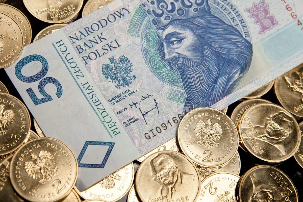 Нова грошова допомога у Польщі для українських біженців – хто може отримати, як подати заявку