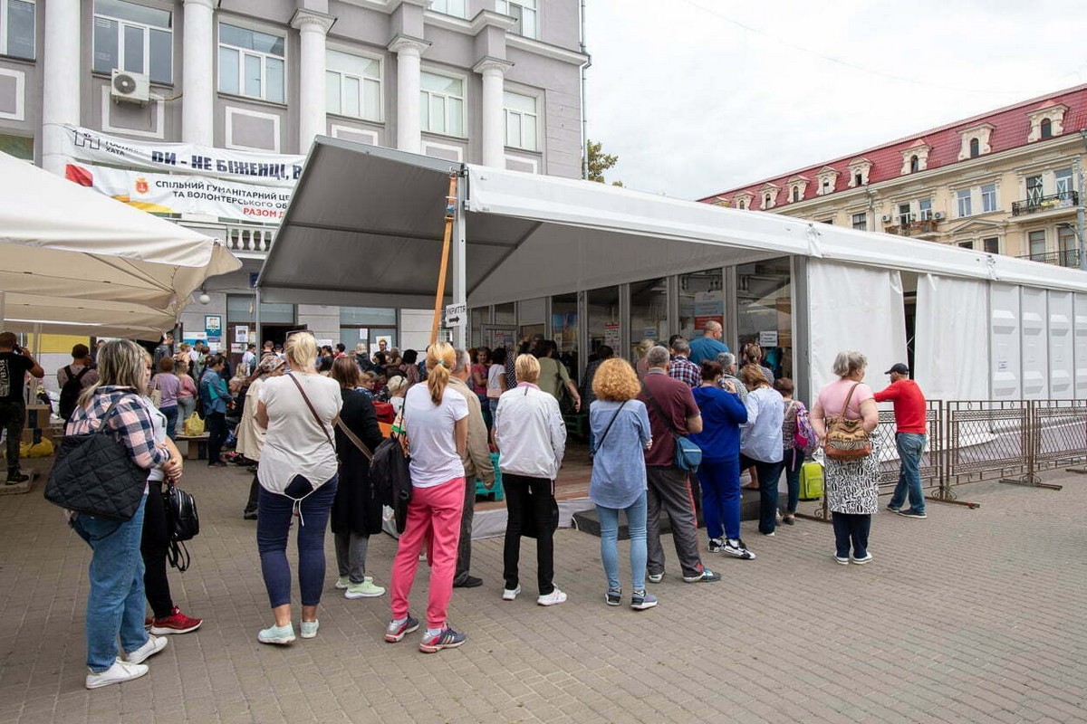 Допомога для ВПО в Одесі: можна отримати медичне обладнання і дитячі візочки