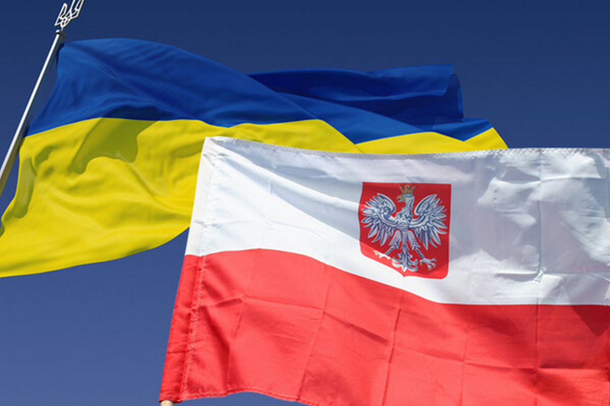 Українців у Польщі перевірятимуть за новою системою - подробиці