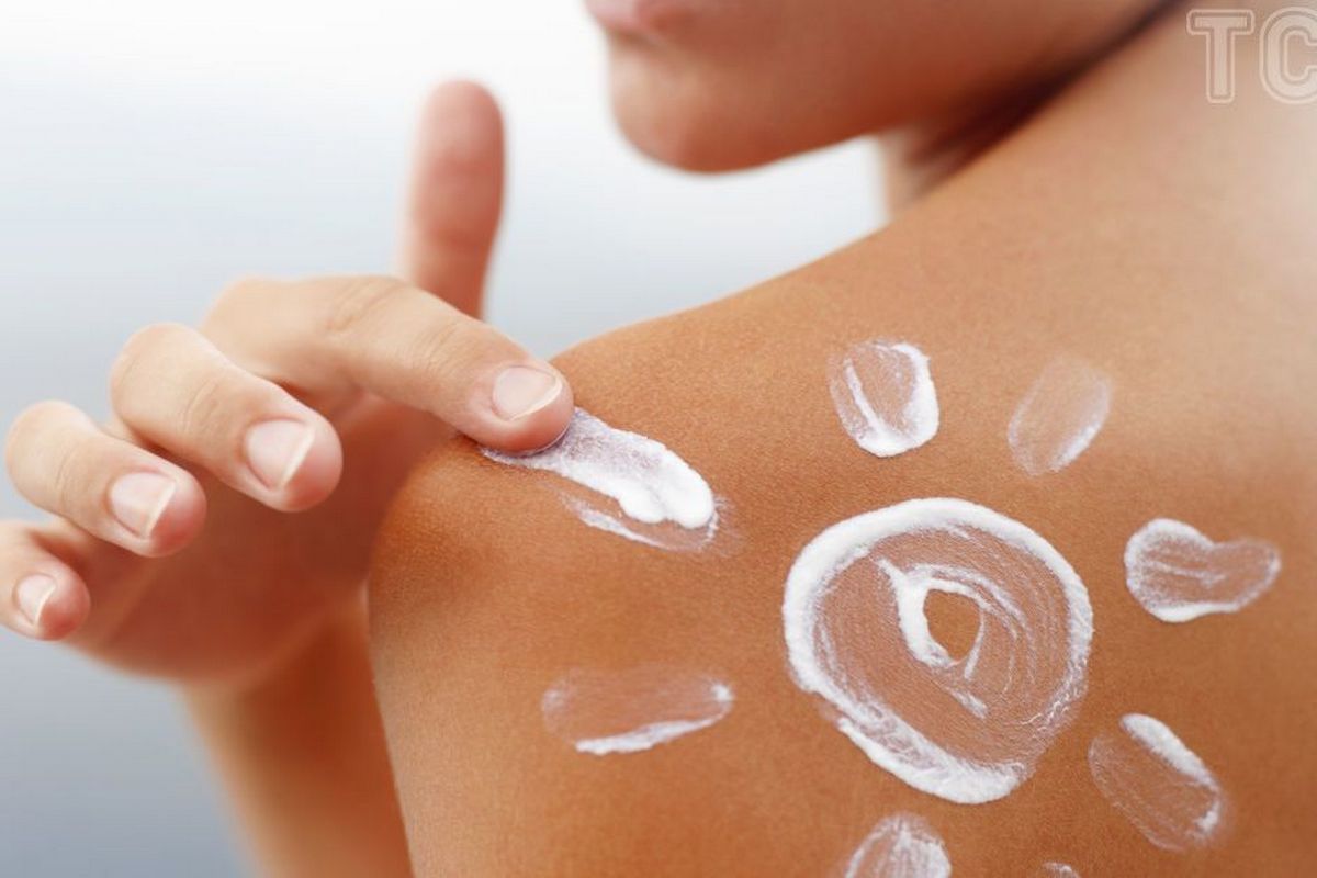 Чи потрібен людям із засмаглою шкірою сонцезахисний крем – пояснення медиків