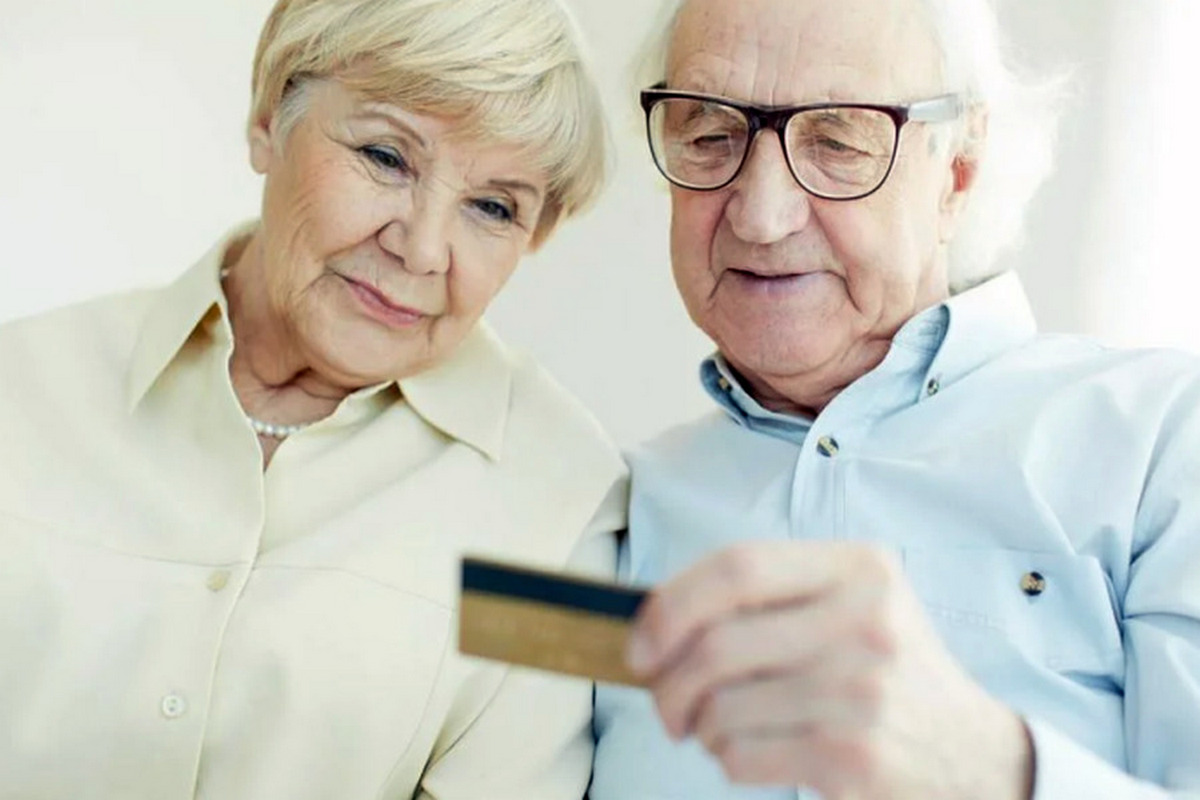Ощадбанк спростив процедуру ідентифікації для пенсіонерів ВПО – подробиці