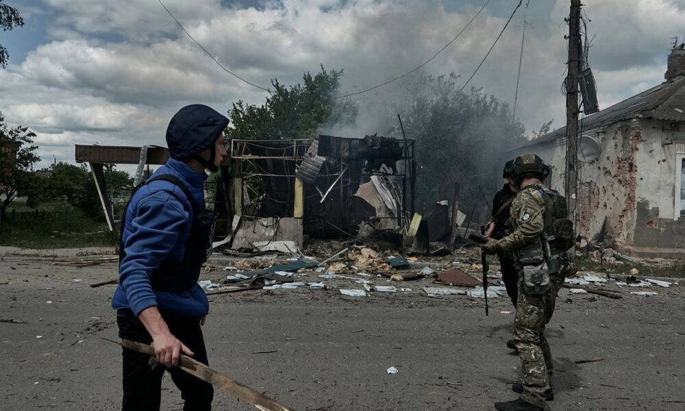Ворог вже на вулицях міста: що відбувається у Вовчанську 15 травня