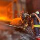 Виникли масштабні пожежі: рятувальники показали, як усувають наслідки масованої атаки 8 травня