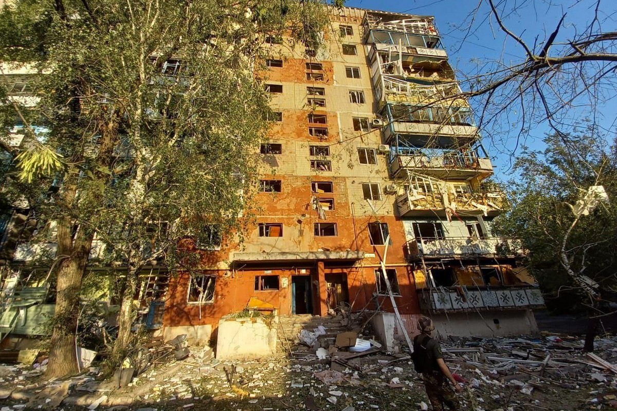 Троє загиблих і 14 поранених цивільних на Донеччині за добу, на Торецьк скинули бомби (фото)
