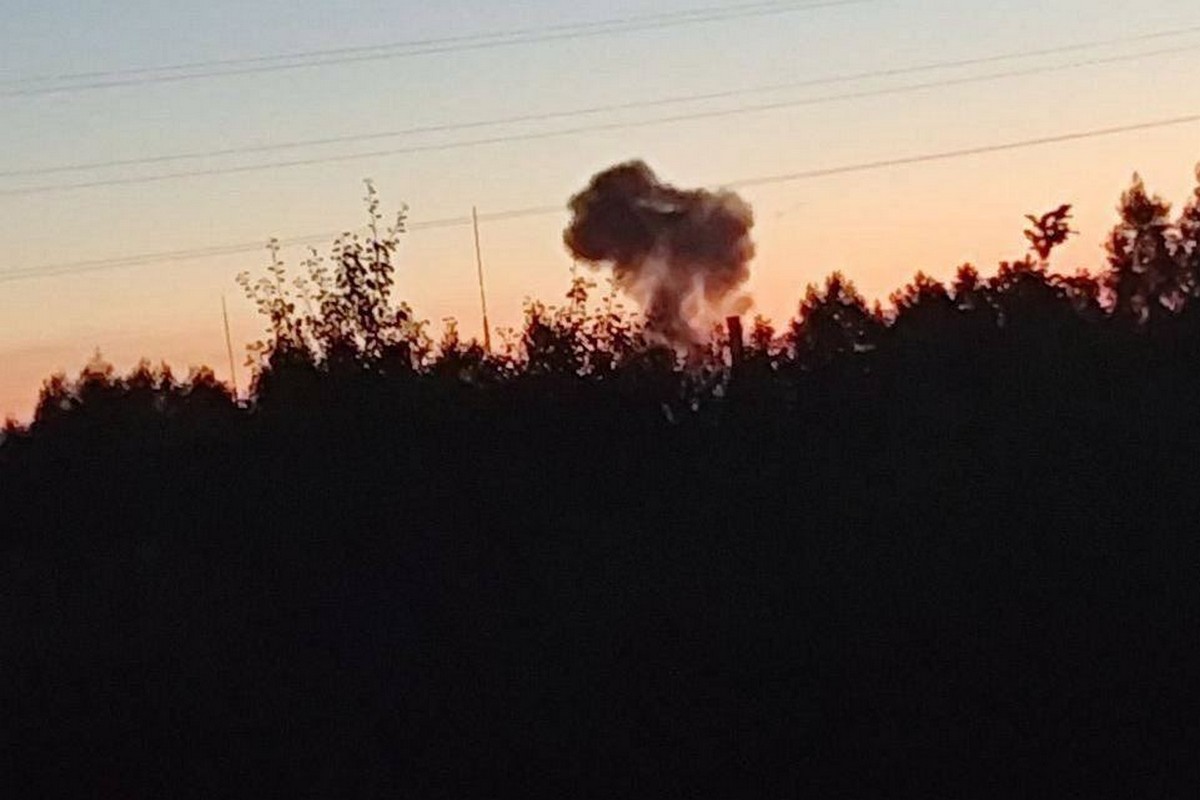 Дрони атакували хімзавод у Тверській області, який виробляє авіаційне паливо (відео)