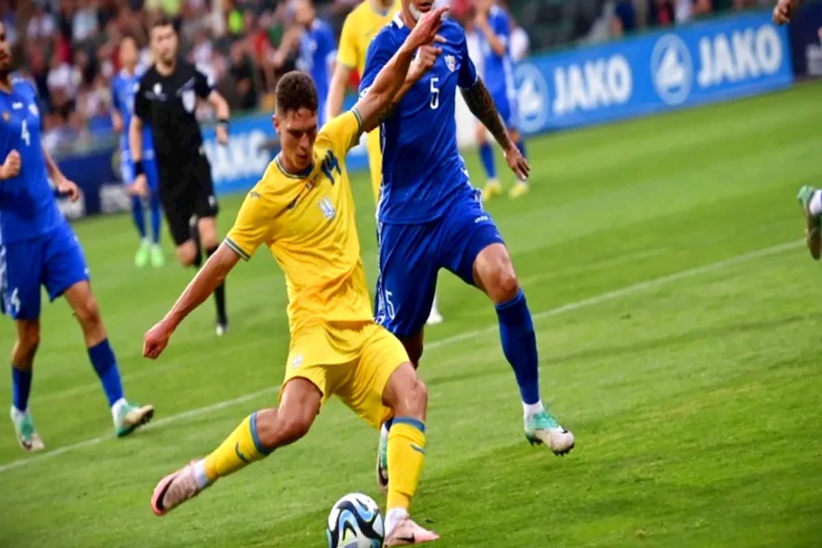 Україна-Румунія: де дивитися матч, склад команд, прогнози букмекерів