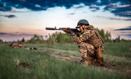 10 червня на фронті: ситуація напружена на двох напрямках, ворог втратив літак і 1190 солдат