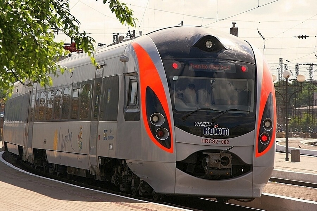 УЗ змінює розклад руху поїздів до Польщі