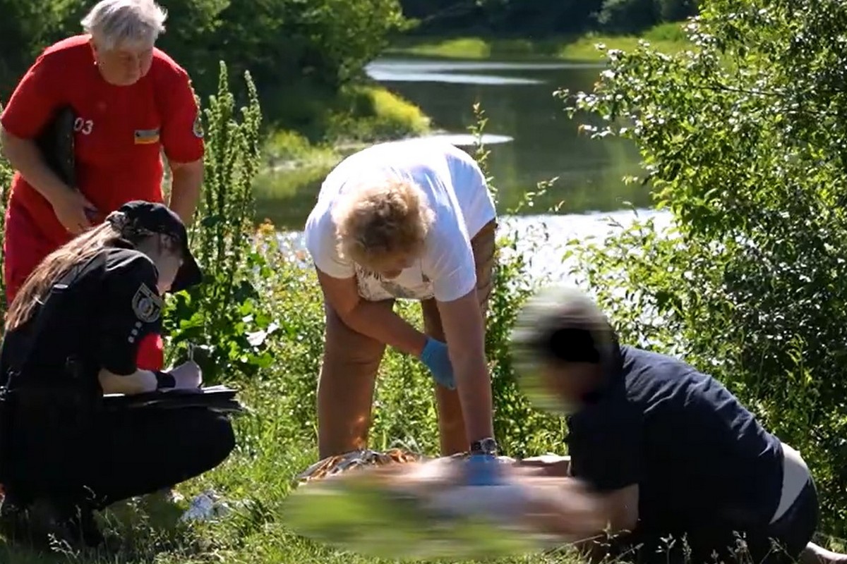 Трагедія на Хмельниччині: під час купання потонули двоє дітей