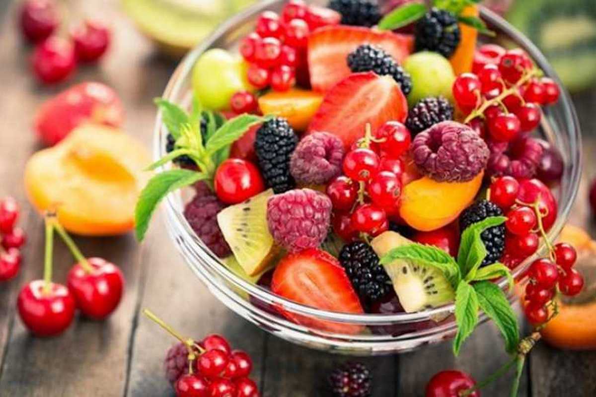 Фрукти та ягоди з низьким вмістом цукру, які не шкодять здоров'ю та фігурі – ТОП-6