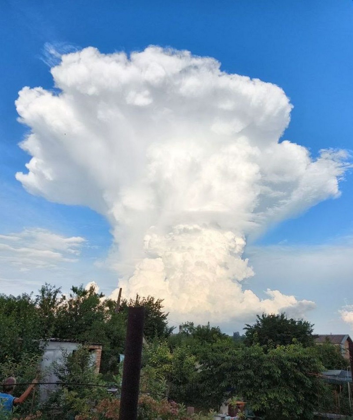 У Запоріжжі хмара у вигляді ядерного гриба здивувала мешканців