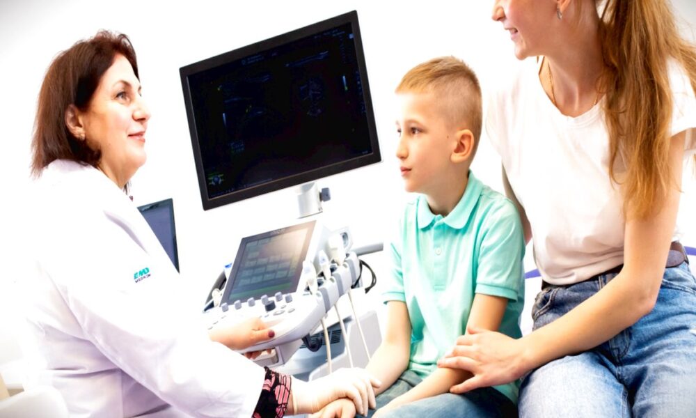 Безкоштовний чекап у лікаря-травматолога для дітей у Києві: як записатися