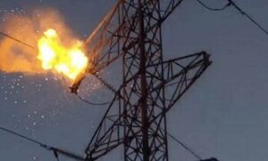 Окупанти обстріляли енергооб’єкти у двох областях України – спалахнули пожежі