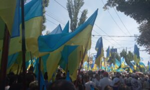 Як українці ставляться до переговорів з Росією і до ухилянтів – результати опитування