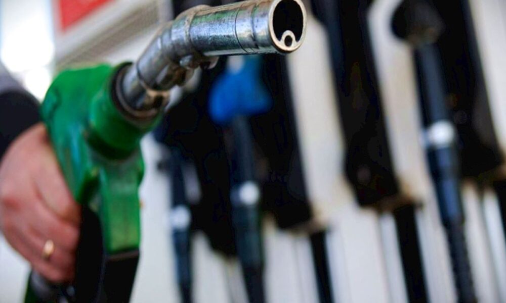 Рада схвалила підвищення акцизу на пальне: на скільки зростуть ціни на бензин і газ