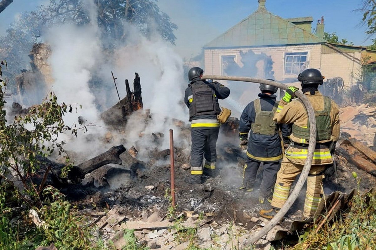 Обстріли Харківської області 4 липня – є поранені, зруйнована цивільна інфраструктура