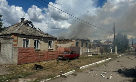 Окупанти скинули дві бомби на Золочів: серед постраждалих дитина (фото)