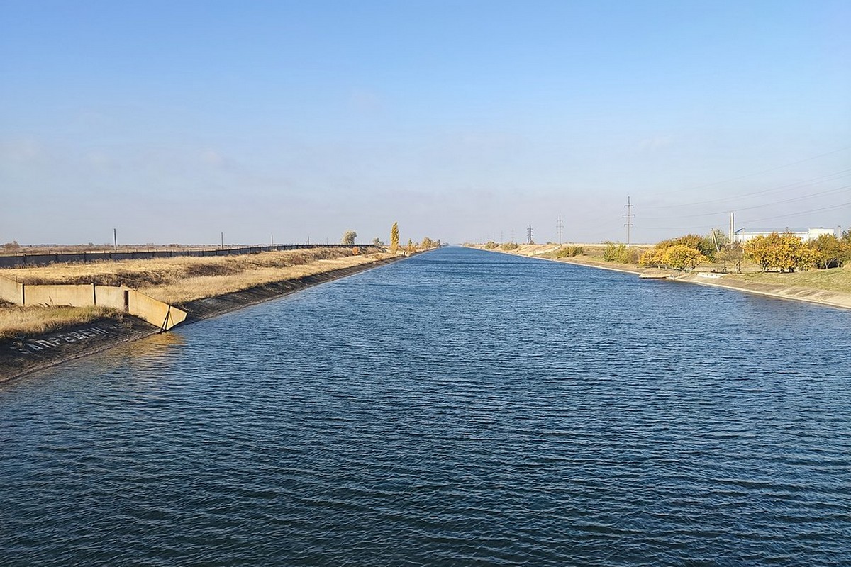 Окупанти намагалися качати воду з Дніпра до Каховського каналу, але їм це не вдалося